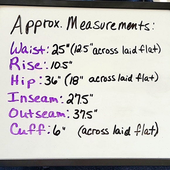 Everlane "Cheeky" Distressed Crop Jean Md. Wash Size 24 - Picture 14 of 14